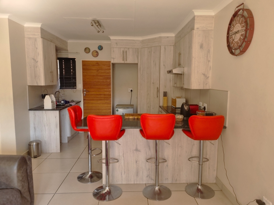 2 Bedroom Property for Sale in Ngwenya River Estate North West